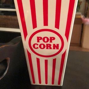 Meet your Posher, Philip